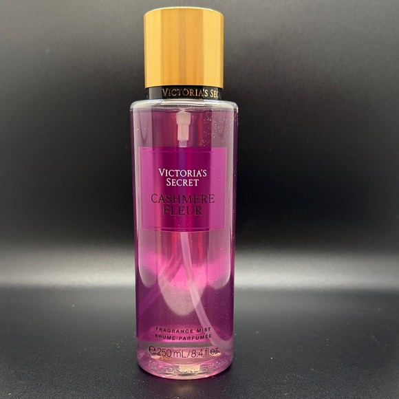 Victoria's Secret Other - Victoria's Secret Cashmere Fleur Mist